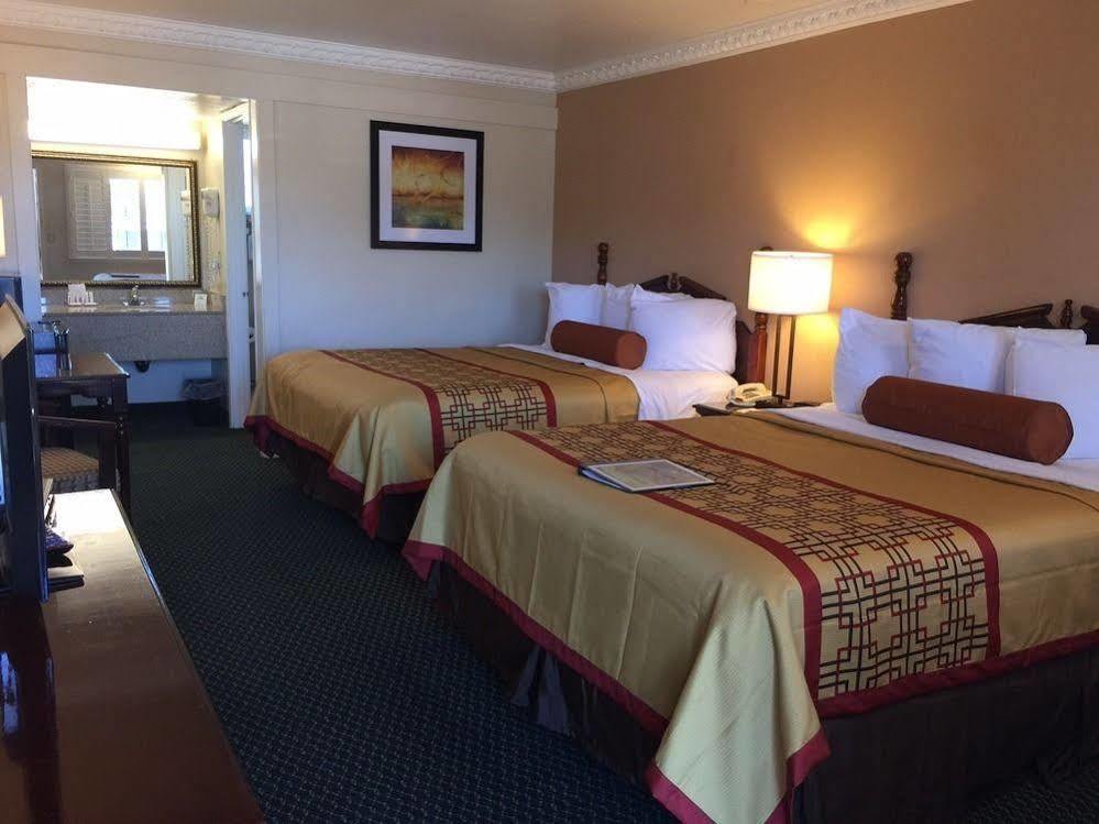 Days Inn By Wyndham Ukiah Exterior foto