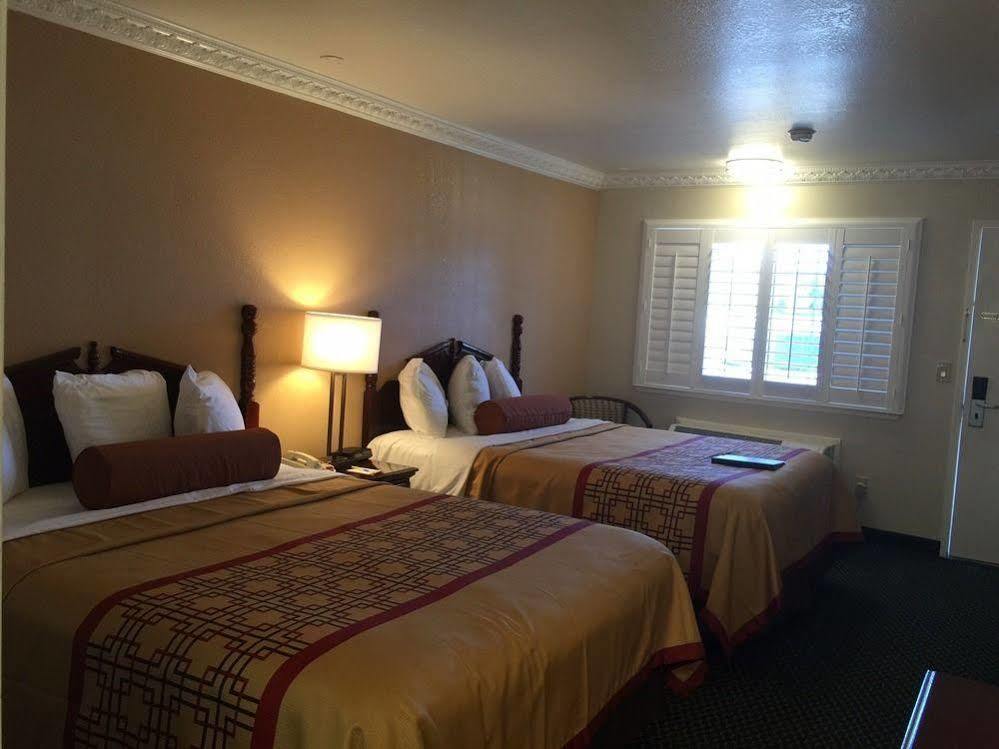 Days Inn By Wyndham Ukiah Exterior foto